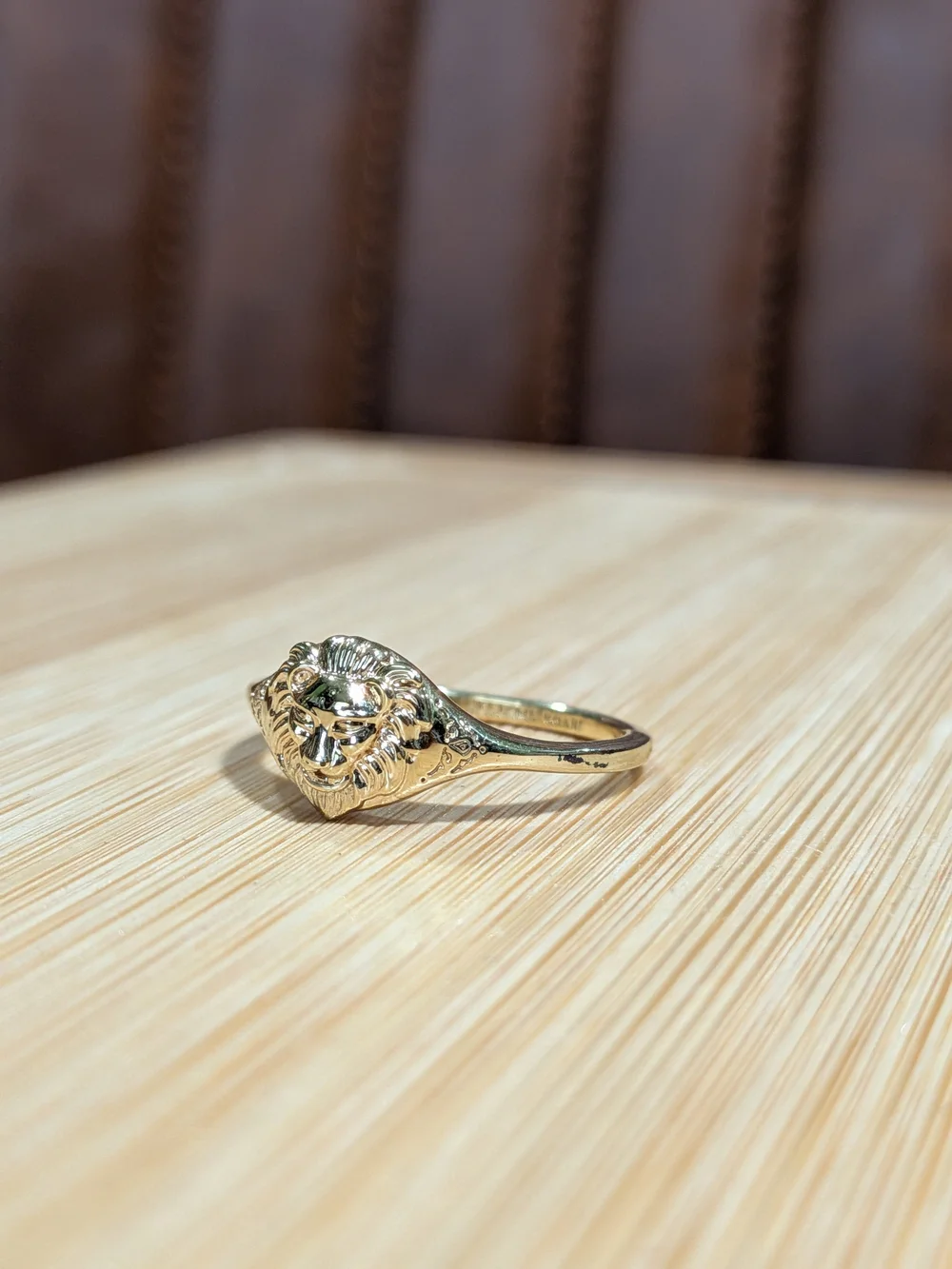 Pandora: Game of Thrones Lannister Lion Ring, Slightly Scratched